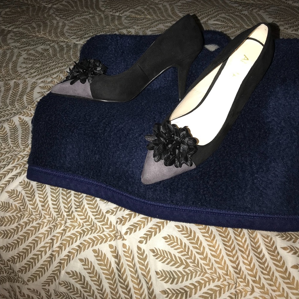 Heels, never worn